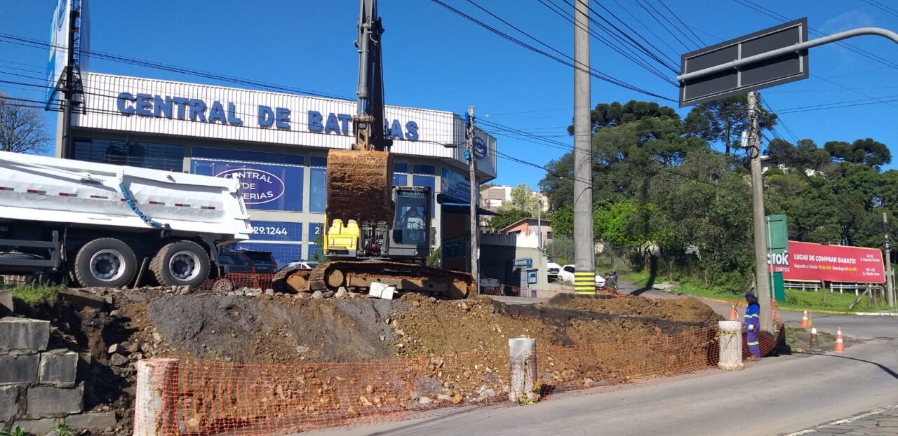 Liberado trânsito na Rua Angelo Muratore - Prefeitura de Caxias do Sul