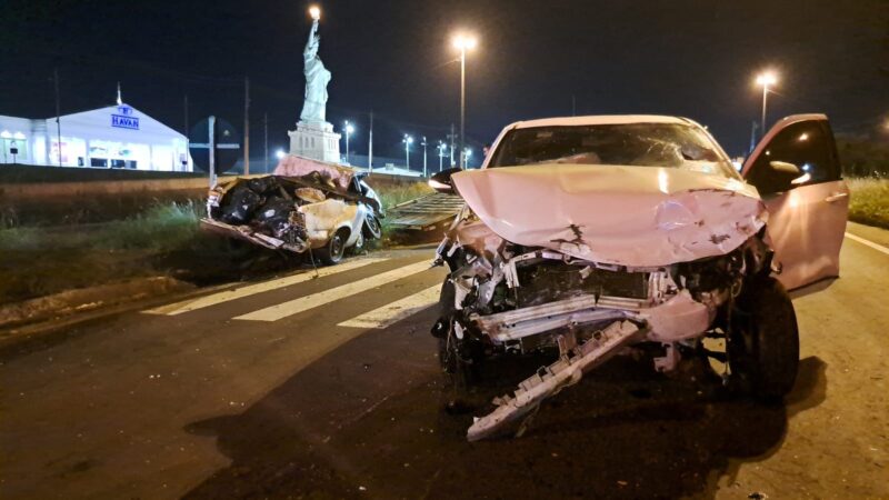 Colisão frontal entre ônibus e automóvel tira a vida de jovem de 24 anos na  ERS 211 em Erechim - Rádio Uirapuru